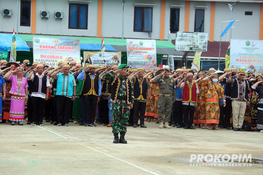 BUPATI PIMPIN UPACARA PERINGATAN HARI JADI MAHULU KE 9 Prokopim