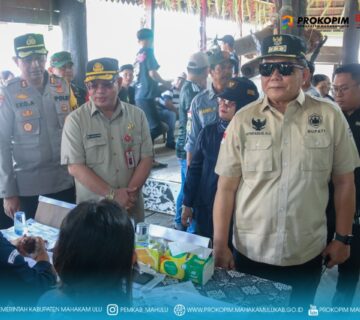 Bupati Tinjau Sejumlah TPS, Berharap PSU Mahulu Berjalan Aman dan Lancar