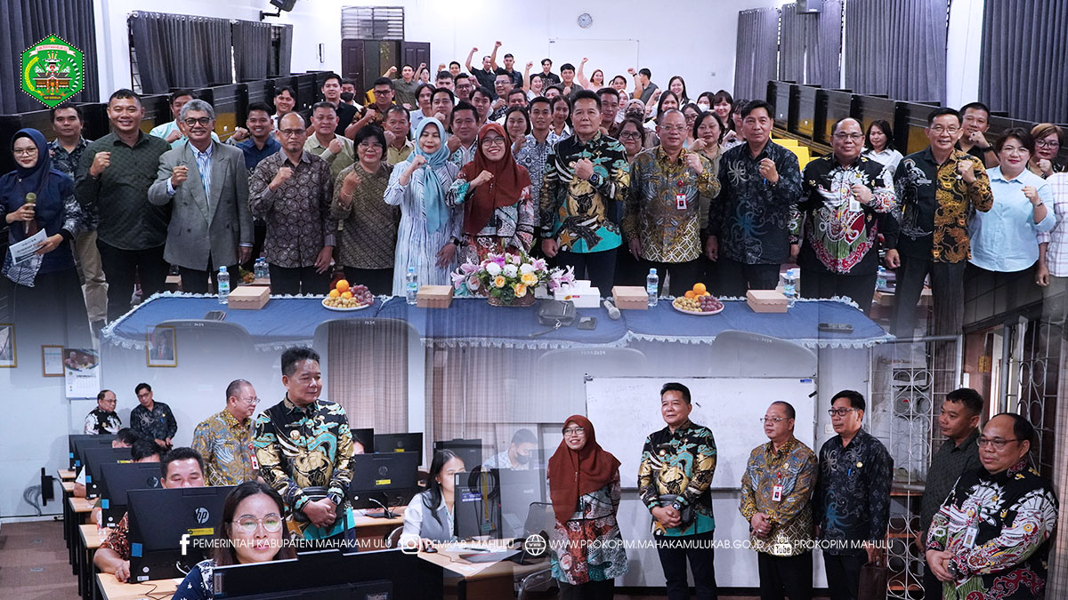 Samarinda – Bupati Mahakam Ulu (Mahulu), Dr. Bonifasius Belawan Geh, S.H., M.E., membuka secara langsung seleksi penerimaan Kelas Kerja Sama Program Magister Ilmu Pemerintahan (MIP) Fakultas Ilmu Sosial dan Ilmu Politik (FISIP), yang dilaksanakan di Ruang Serbaguna FISIP Universitas Mulawarman (Unmul) Samarinda, Sabtu (09/08/2025).