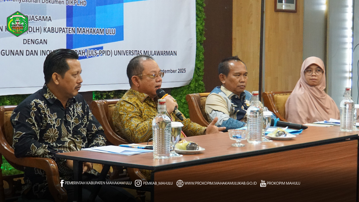 Samarinda – Pemerintah Kabupaten (Pemkab) Mahakam Ulu (Mahulu) melalui Dinas Lingkungan Hidup (DLH) menggelar Seminar Laporan Akhir Dokumen Informasi Kinerja Pengelolaan Lingkungan Hidup Daerah (DIKPLHD) Tahun 2025, bertempat di Hotel Grand Verona Samarinda. Kamis (11/09/2025)