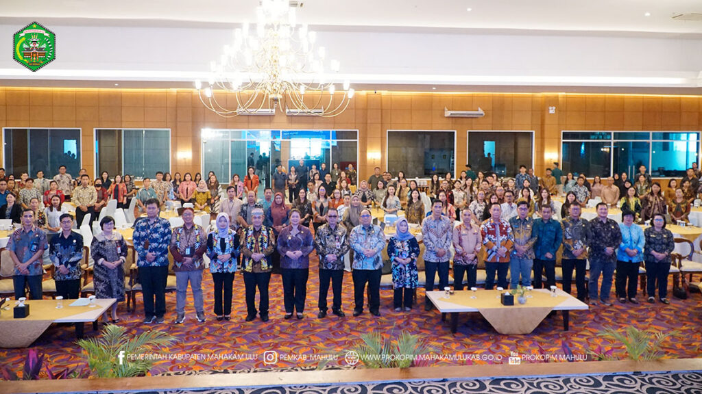 Cover Berita Samarinda – Pemerintah Kabupaten (Pemkab) Mahakam Ulu (Mahulu) melalui Badan Perencanaan, Pembangunan, Penelitian, dan Pengembangan Daerah (Bappelitbangda) melaksanakan kegiatan Sosialisasi dan Pendampingan Aplikasi SRIKANDI Versi 3 serta Pengelolaan Arsip Dinamis Tahun 2025 di Pemerintahan Daerah Kabupaten Mahulu, sebagai langkah untuk memperkuat tata kelola administrasi dan kearsipan berbasis digital.