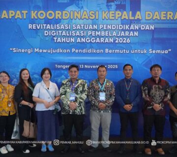 Jakarta – Wakil Bupati (Wabup) Mahakam Ulu (Mahulu) Suhuk, S.E., menghadiri Rapat Koordinasi Kepala Daerah bertema “Sinergi Mewujudkan Pendidikan Bermutu untuk Semua” dalam rangka Revitalisasi Satuan Pendidikan dan Digitalisasi Pembelajaran Tahun Anggaran 2026, yang diselenggarakan oleh Kementerian Pendidikan Dasar dan Menengah (Kemendikdasmen).