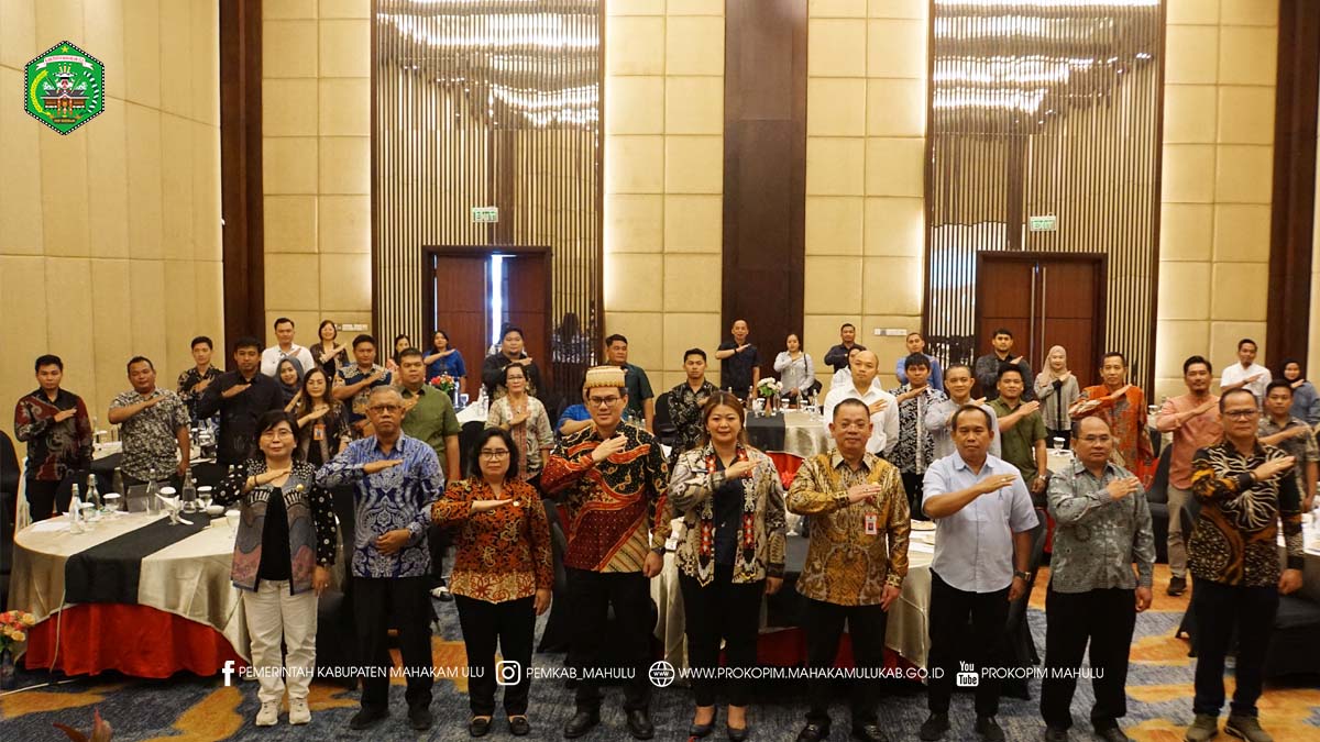 Balikpapan – Bupati Mahakam Ulu (Mahulu), Angela Idang Belawan menegaskan pentingnya pembaruan sistem perizinan dan pengawasan usaha agar lebih terintegrasi, transparan, dan berbasis risiko.