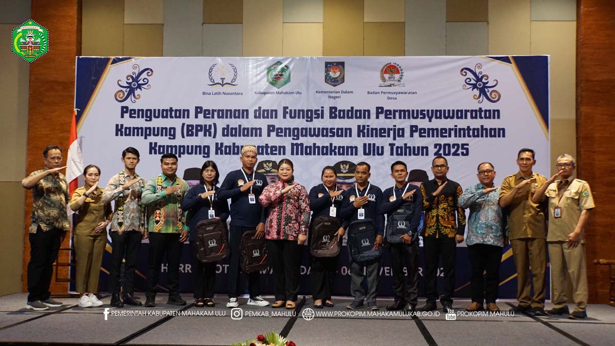 Samarinda — Bupati Mahakam Ulu (Mahulu), Angela Idang Belawan menegaskan pentingnya sinergi antara Badan Permusyawaratan Kampung (BPK) dan Pemerintah Kampung dalam menjalankan fungsi pemerintahan di tingkat kampung.