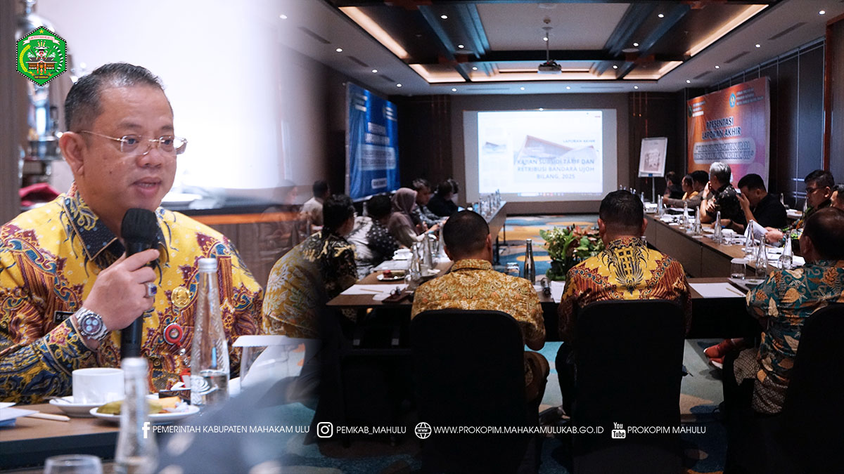 Samarinda – Bupati Mahakam Ulu (Mahulu), Angela Idang Belawan, yang diwakili Sekretaris Daerah (Sekda) Kabupaten Mahulu, Dr. Stephanus Madang, S.Sos., M.M., membuka secara resmi kegiatan Laporan Akhir Kajian Subsidi Tarif dan Retribusi Bandara Ujoh Bilang serta Kajian Subsidi Angkutan Udara Perintis, yang digelar di Ruang Mandapa I, Lantai 5, Hotel Fugo, Samarinda. Kamis (11/12/2025)