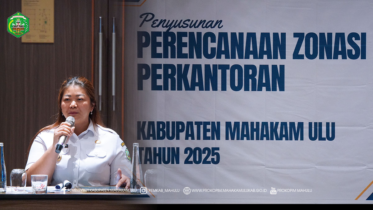 Samarinda – Bupati Kabupaten Mahakam Ulu (Mahulu), Angela Idang Belawan, secara resmi membuka kegiatan Laporan Akhir Perencanaan Zonasi Perkantoran dan Survei Pemetaan Topografi Sekitar Kawasan Perkantoran, yang digelar di Hotel Fugo, Samarinda. Rabu (17/12/2025)