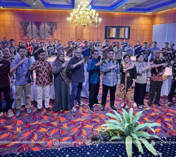 Samarinda — Pemerintah Kabupaten (Pemkab) Mahakam Ulu (Mahulu) melalui Bagian Organisasi Setkab Mahulu melaksanakan Pendampingan Penyusunan Rencana Aksi Reformasi Birokrasi (RB) Tematik dan General Tahun 2025 sebagai langkah memperkuat tata kelola pemerintahan sekaligus memastikan percepatan implementasi RB yang terintegrasi dalam seluruh dokumen perencanaan daerah.