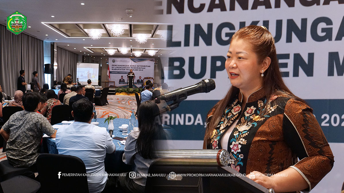 Samarinda – Bupati Mahakam Ulu (Mahulu), Angela Idang Belawan, secara tegas mencanangkan Zona Integritas (ZI) sebagai langkah strategis Pemerintah Kabupaten Mahakam Ulu dalam mendorong reformasi birokrasi dan peningkatan kualitas pelayanan publik, pada kegiatan Pencanangan Zona Integritas untuk Pengusulan Penilaian Tahun 2026, yang digelar di Hotel Mercure, Samarinda. Jumat ( 19/12/2025 )