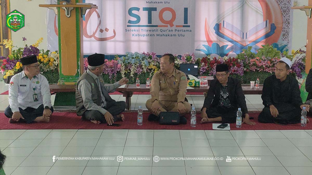 Ujoh Bilang – Pemerintah Kabupaten (Pemkab) Mahakam Ulu (Mahulu) terus berkomitmen mendorong kesiapan putra-putri daerah untuk dapat mengikuti dan berprestasi pada Musabaqah Tilawatil Qur’an (MTQ) tingkat Provinsi Kalimantan Timur. Meski berusia 12 tahun dan menjadi kabupaten termuda, Mahulu optimis mampu menunjukkan kemampuan terbaiknya pada ajang tersebut.