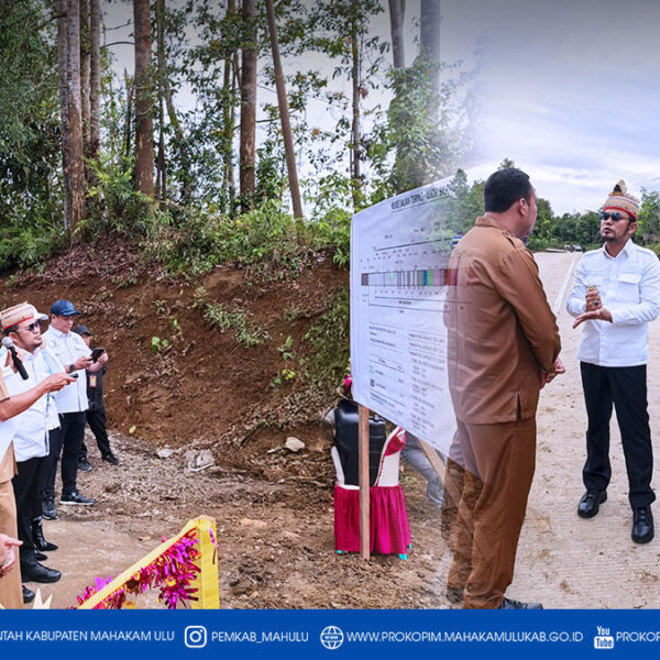 Cover Berita 1-Peresmian Jalan Ujoh Bilang- Setelah sebelumnya Gubernur Kaltim resmikan jalan darat Tering - Ujoh Bilang pada Selasa (06/01/2026) lalu, peresmian ini menandai tonggak penting terbukanya konektivitas darat antara Kabupaten Mahulu dan Kabupaten Kutai Barat (Kubar).