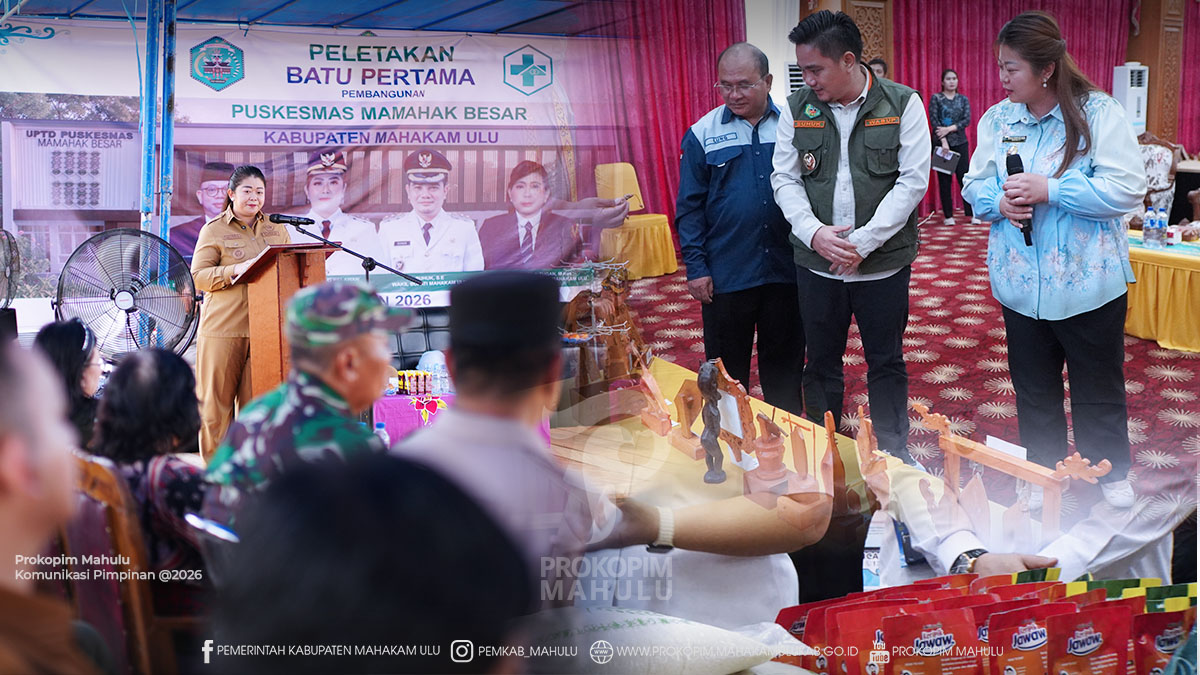 Ujoh Bilang – Bupati Mahakam Ulu (Mahulu), Angela Idang Belawan, menyampaikan rencana penguatan sektor Usaha Mikro, Kecil, dan Menengah (UMKM) melalui pembangunan sistem pemasaran terpadu guna memperluas akses pasar bagi produk lokal Mahulu.