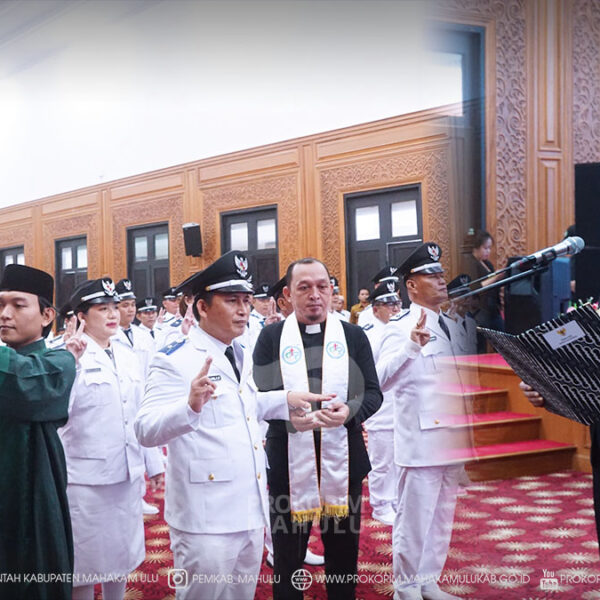 Cover Berita Edit 2026(23) Bupati Lantik Petinggi Periode 2026-2034, Tekankan Integritas dan Pelayanan Masyarakat
