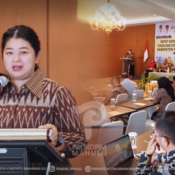 216 Samarinda – Bupati Mahakam Ulu (Mahulu), Angela Idang Belawan, menegaskan bahwa Pos Pelayanan Terpadu (Posyandu) harus dikelola secara terintegrasi lintas sektor, dengan menempatkan manfaat nyata bagi masyarakat sebagai tujuan utama.