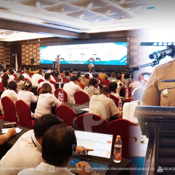 219 Balikpapan – Bupati Mahakam Ulu (Mahulu), Angela Idang Belawan, menegaskan bahwa penyusunan Rencana Pembangunan Jangka Menengah (RPJM) Kampung harus selaras dengan arah pembangunan daerah dan tidak boleh berjalan sendiri.