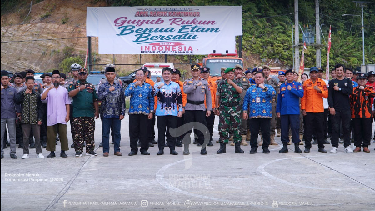 Ujoh Bilang – Bupati Mahakam Ulu (Mahulu), Angela Idang Belawan, yang diwakili Wakil Bupati (Wabup), Mahulu Suhuk, S.E., menghadiri sekaligus mengikuti Apel Sabuk Kamtibmas Guyub Rukun Benua Etam Bersatu menuju Indonesia Berdaulat, Adil, dan Makmur. Kegiatan tersebut digelar di Halaman Mako Polres Mahakam Ulu, Kamis (13/8/2026) pagi.