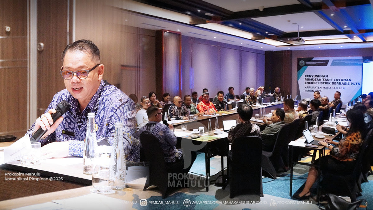 Samarinda – Pemerintah Kabupaten (Pemkab) Mahakam Ulu (Mahulu), terus memperkuat langkah strategis dalam memastikan ketersediaan energi listrik yang terjangkau, andal, dan berkelanjutan bagi masyarakat hingga ke kampung-kampung yang belum sepenuhnya terjangkau jaringan listrik konvensional.